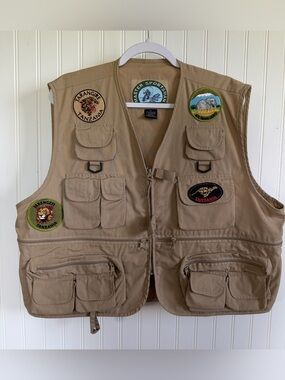 Khaki Master Sportsman Multi-Pocket Safari Fishing Vest with Patches XL Unisex